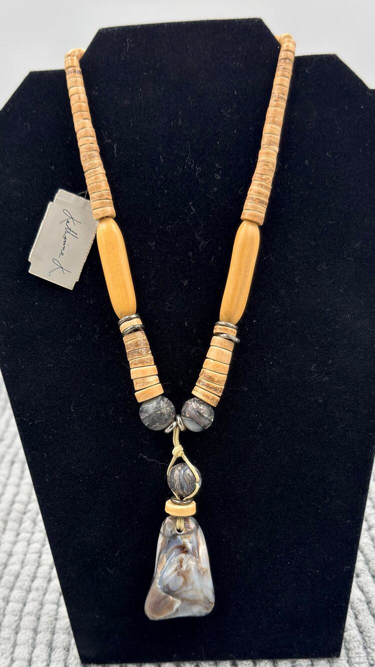 Katherine K Boho Style Handcrafted Natural Pendant Statement Necklace NOS